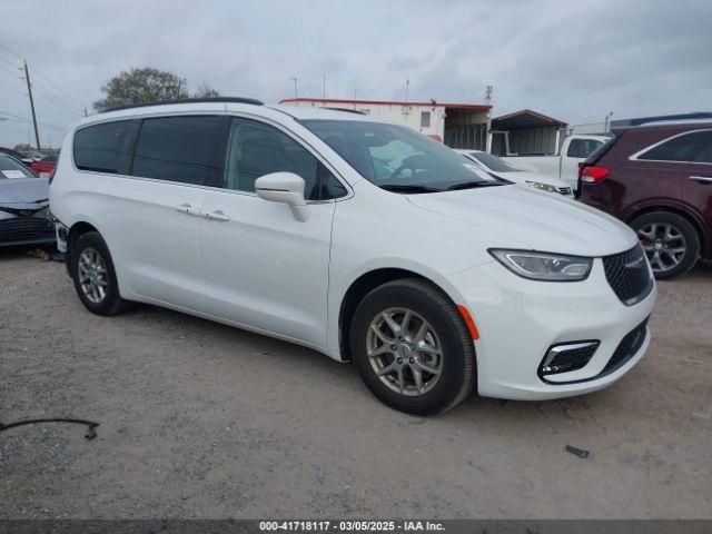  Salvage Chrysler Pacifica