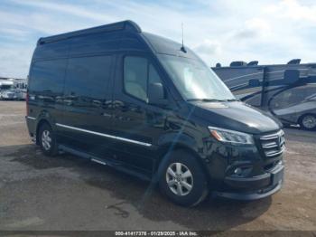  Salvage Mercedes-Benz Sprinter 2500