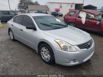  Salvage Nissan Altima