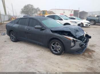  Salvage Kia K4