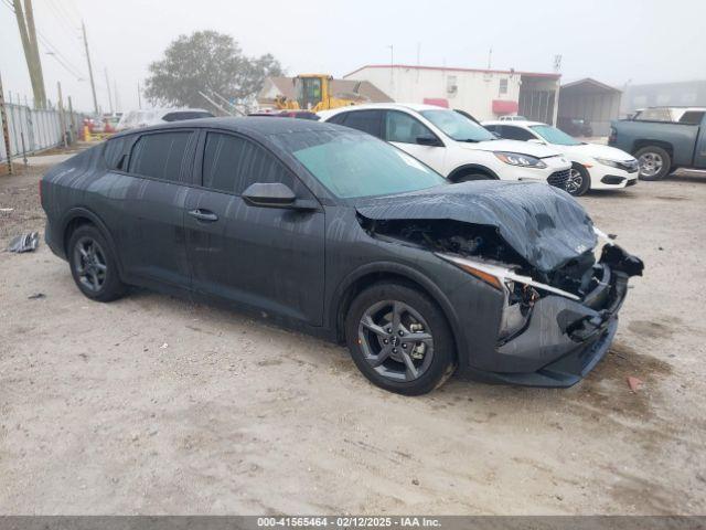  Salvage Kia K4