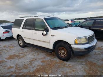  Salvage Ford Expedition