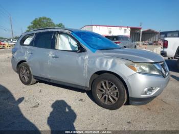 Salvage Nissan Pathfinder