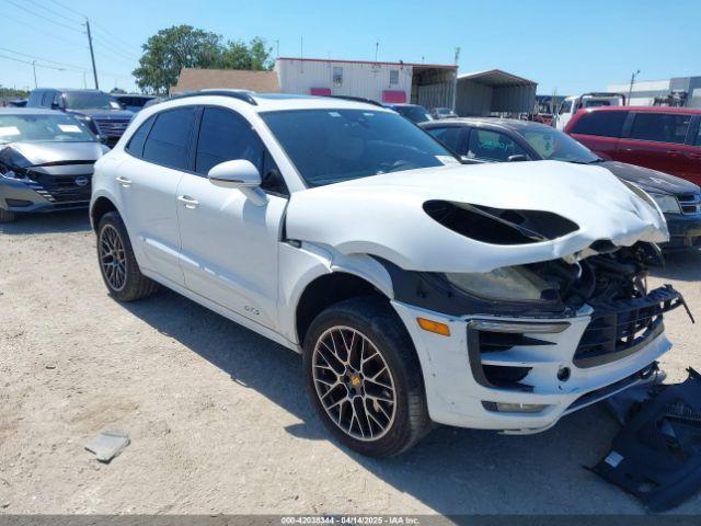  Salvage Porsche Macan