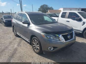  Salvage Nissan Pathfinder