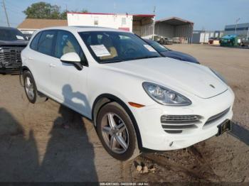  Salvage Porsche Cayenne