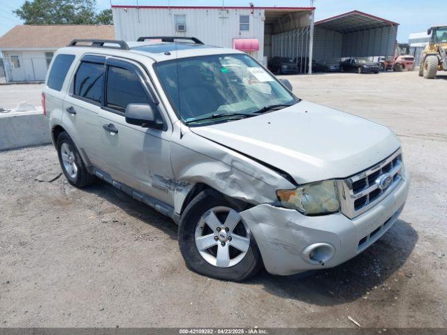  Salvage Ford Escape