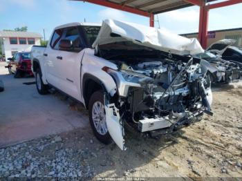  Salvage Toyota Tundra