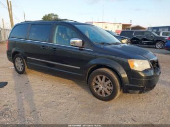  Salvage Chrysler Town & Country