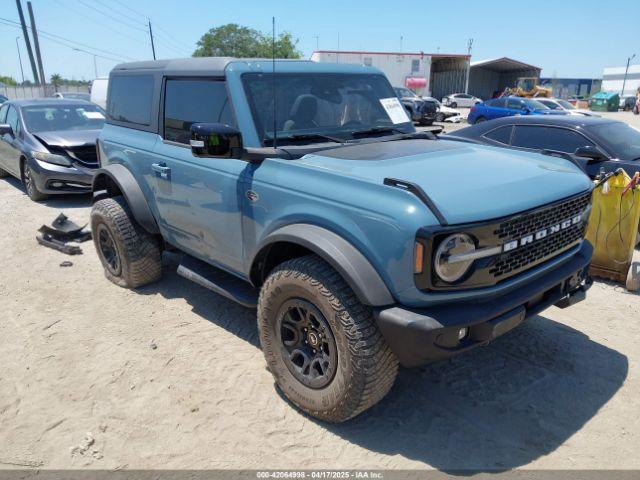  Salvage Ford Bronco