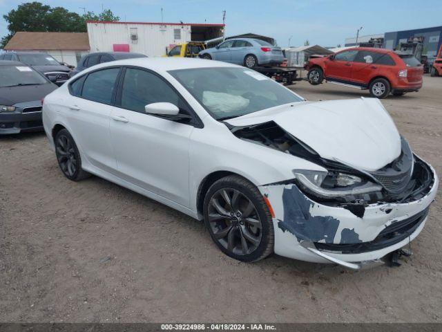  Salvage Chrysler 200