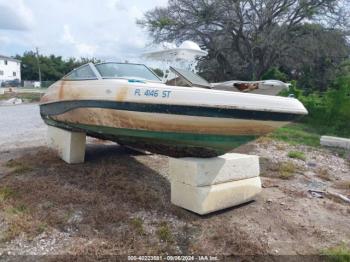  Salvage Caravelle Boat