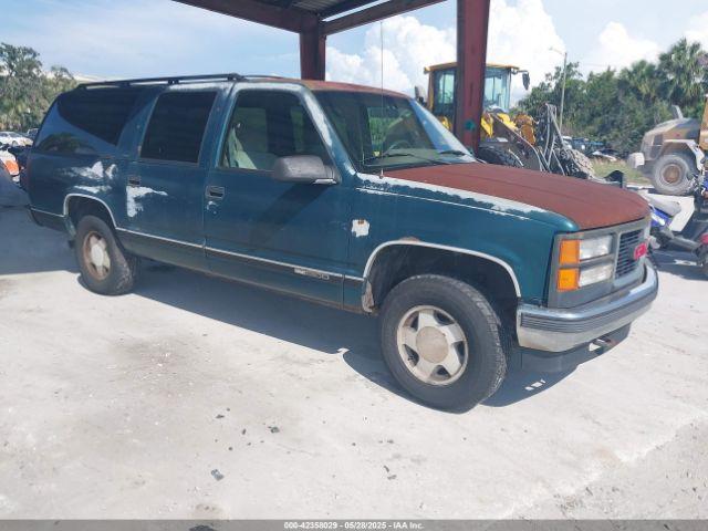  Salvage GMC Suburban