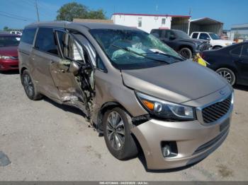  Salvage Kia Sedona