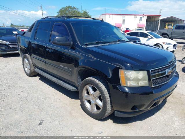  Salvage Chevrolet Avalanche 1500