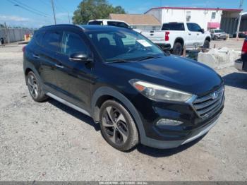  Salvage Hyundai TUCSON