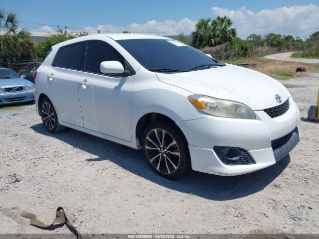 Salvage Toyota Matrix