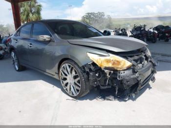  Salvage Nissan Altima