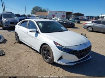  Salvage Hyundai ELANTRA