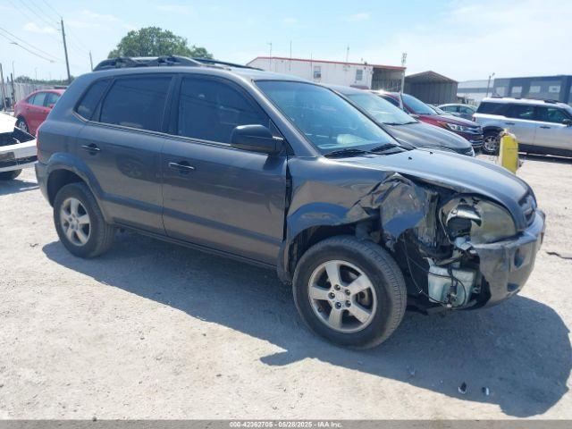  Salvage Hyundai TUCSON