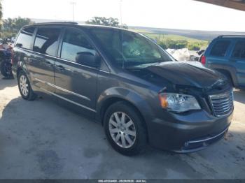  Salvage Chrysler Town & Country