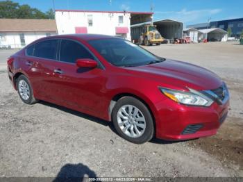  Salvage Nissan Altima