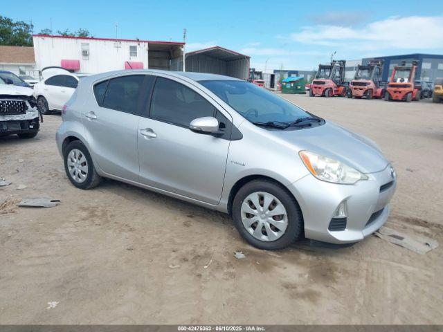  Salvage Toyota Prius c