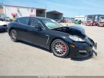  Salvage Porsche Panamera