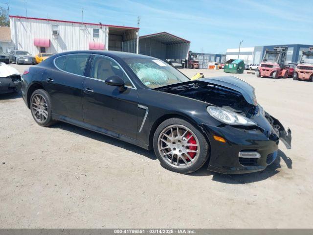  Salvage Porsche Panamera