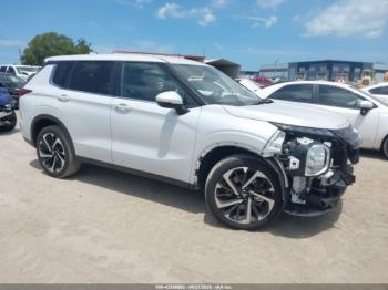  Salvage Mitsubishi Outlander