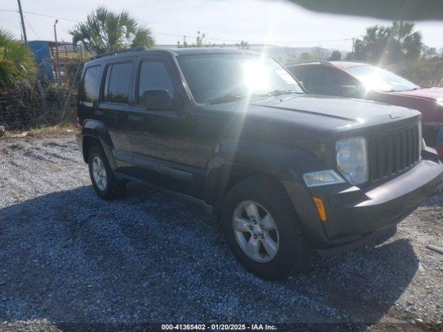  Salvage Jeep Liberty
