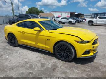  Salvage Ford Mustang
