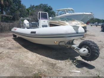  Salvage * 19 Rib Boat