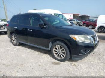  Salvage Nissan Pathfinder