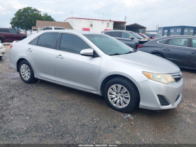  Salvage Toyota Camry
