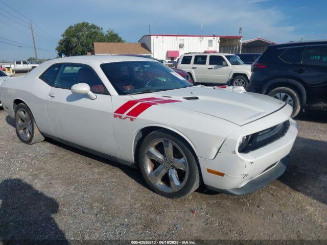  Salvage Dodge Challenger