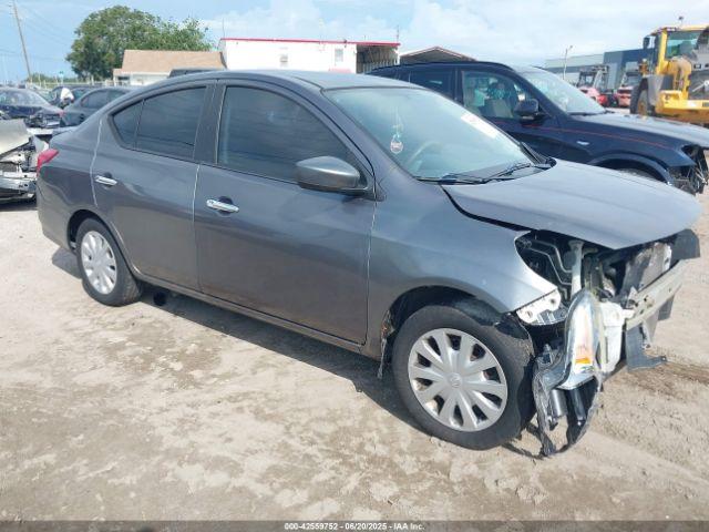  Salvage Nissan Versa