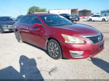  Salvage Nissan Altima