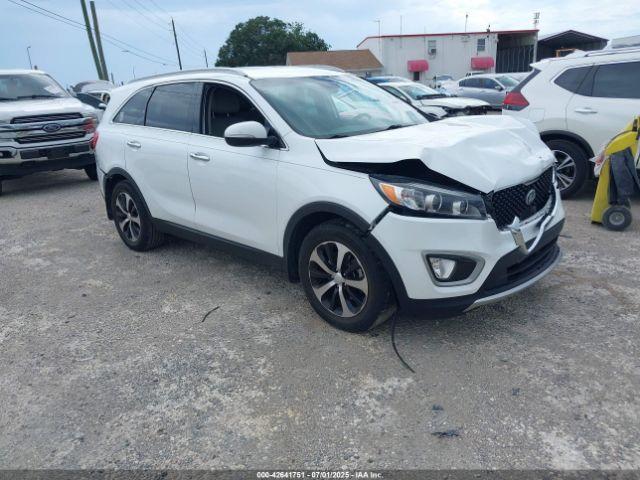  Salvage Kia Sorento