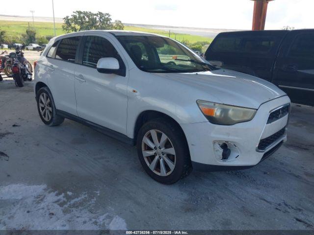  Salvage Mitsubishi Outlander