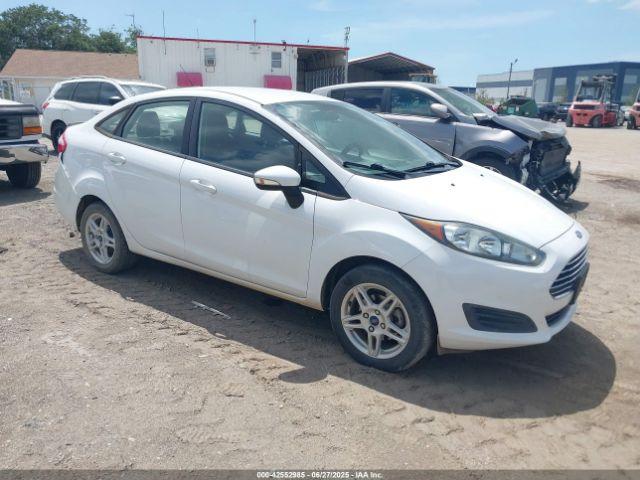  Salvage Ford Fiesta