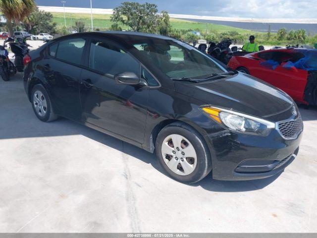  Salvage Kia Forte
