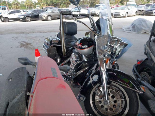  Salvage Harley-Davidson Flhr