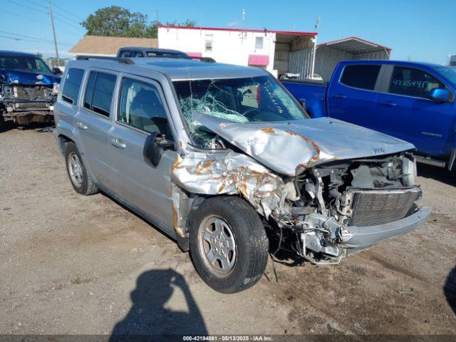  Salvage Jeep Patriot