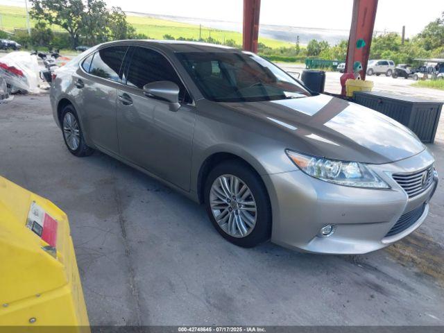  Salvage Lexus Es