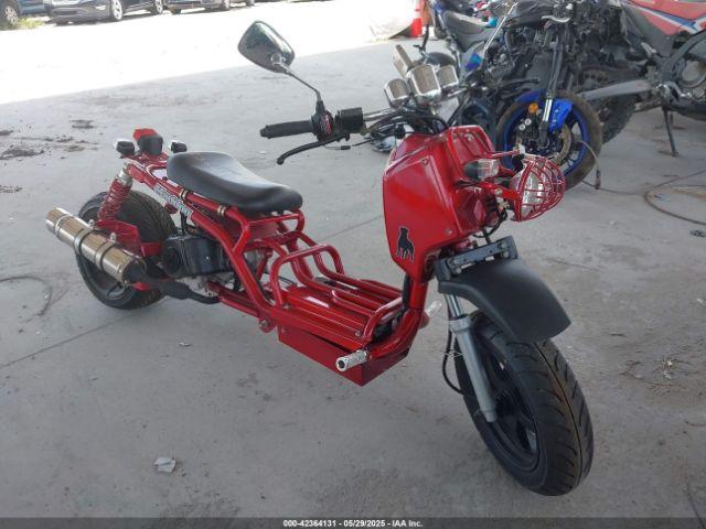  Salvage Diax Scooter