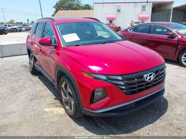  Salvage Hyundai TUCSON
