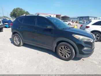 Salvage Hyundai TUCSON