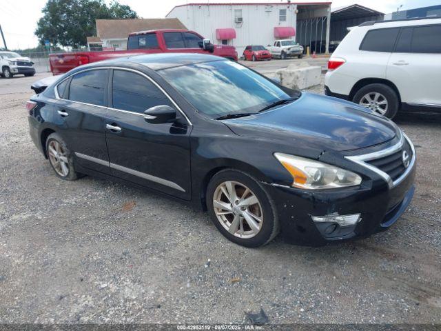  Salvage Nissan Altima