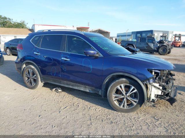  Salvage Nissan Rogue